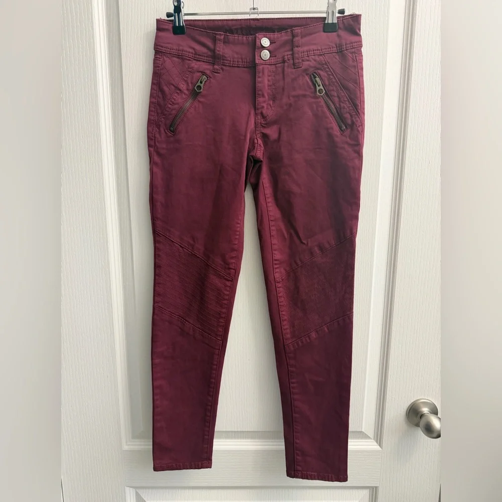 American Eagle Skinny Crop Pants Burgundy Size 0 (26” Waist)